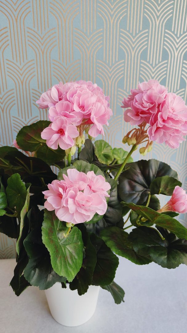Geranio Artificial rosa claro con protección rayos uva